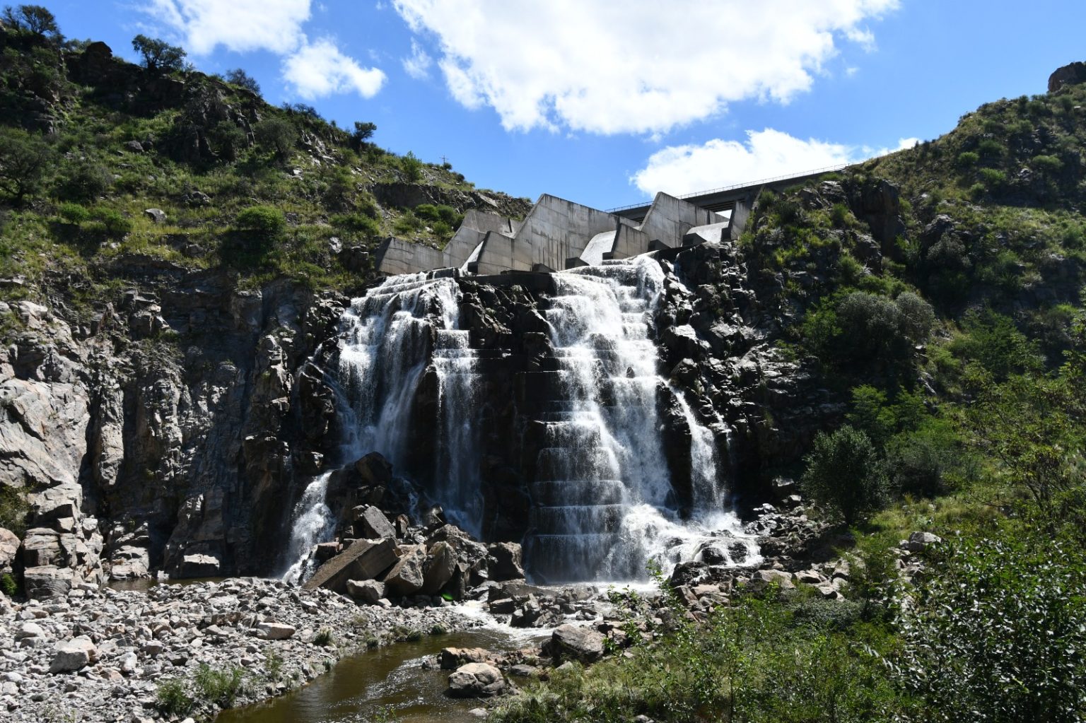 Dique Antonio Esteban Agüero