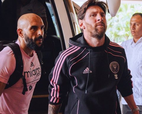 leo messi Yassine Cheuko