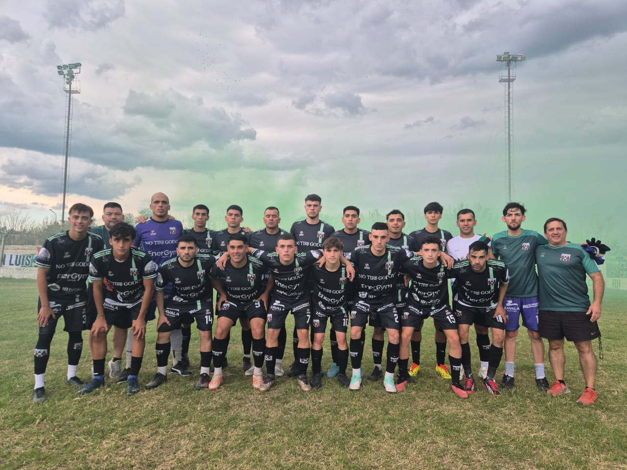 Casino de Merlo está 1-0 abajo y tendrá 36 minutos para buscar al menos el empate.