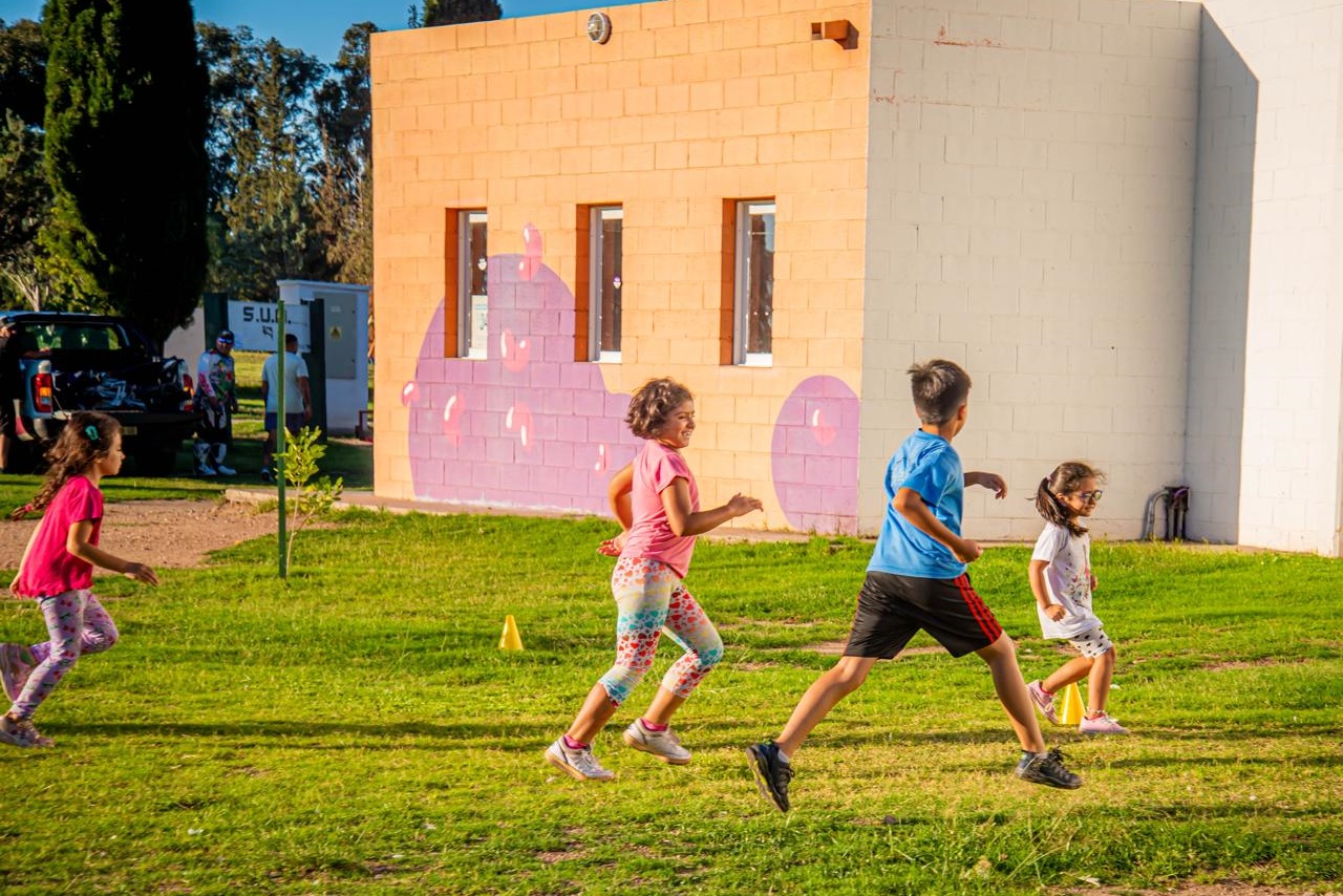 Niños Parque de las Naciones San Luis