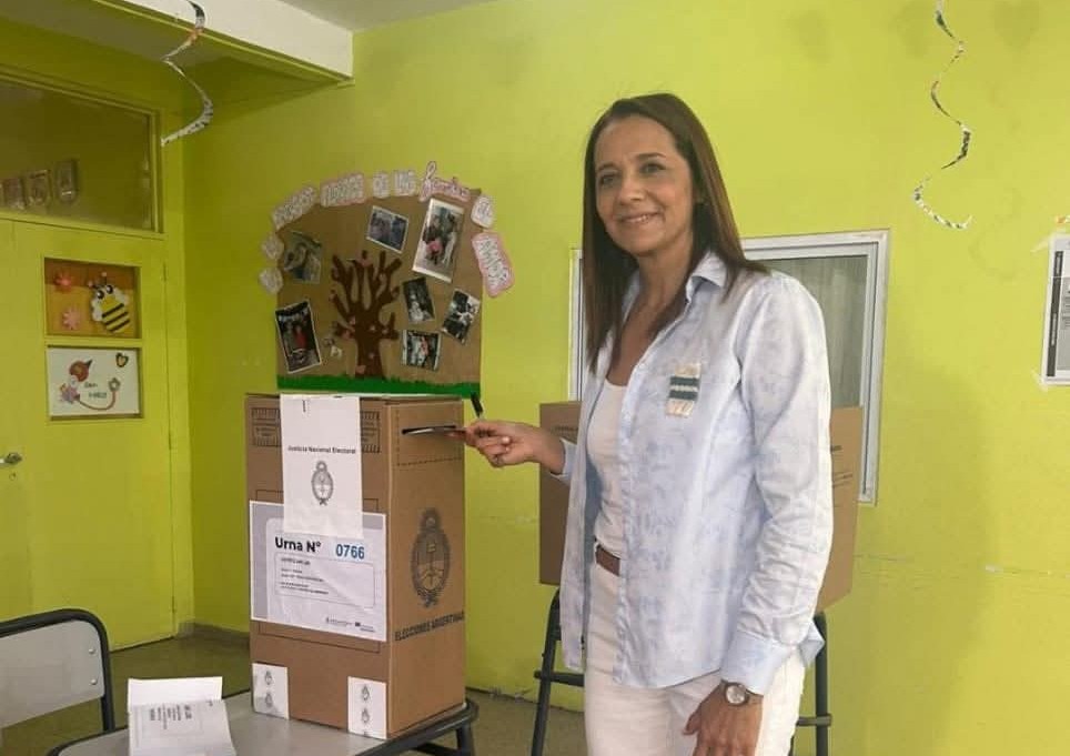 Mónica Becerra